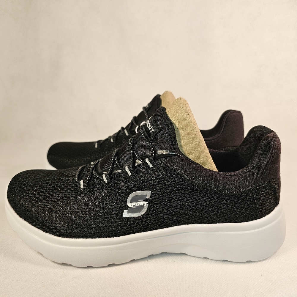 Women's Skechers Sport Slip On Sneakers Size 6